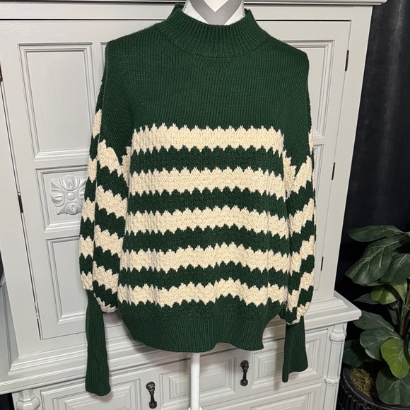 Vine & Love Green and Cream Striped Sweater Size Large - Picture 1 of 10